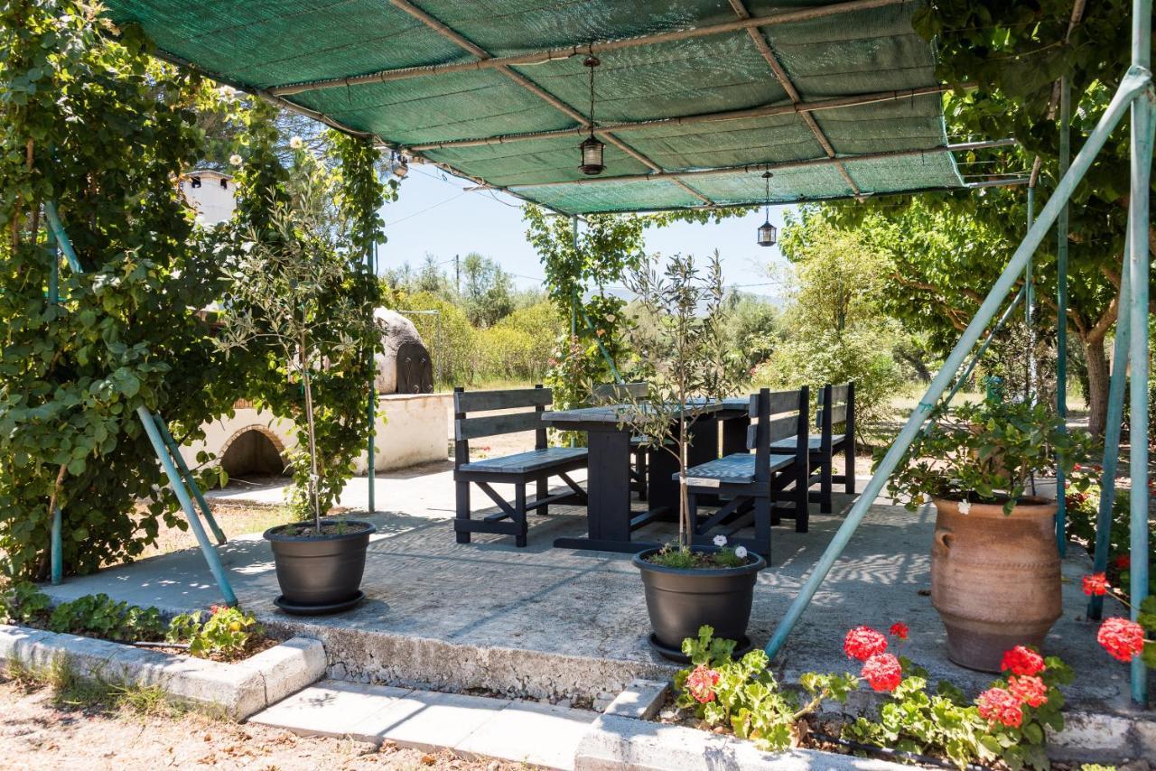 Nemorosa Holiday Houses Méson Yerakaríon Exterior foto
